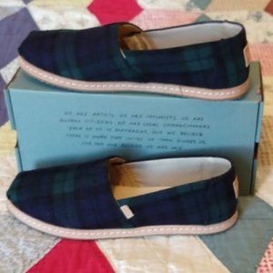 Tom's Spruce Plaid on Leather 7.5 Flats